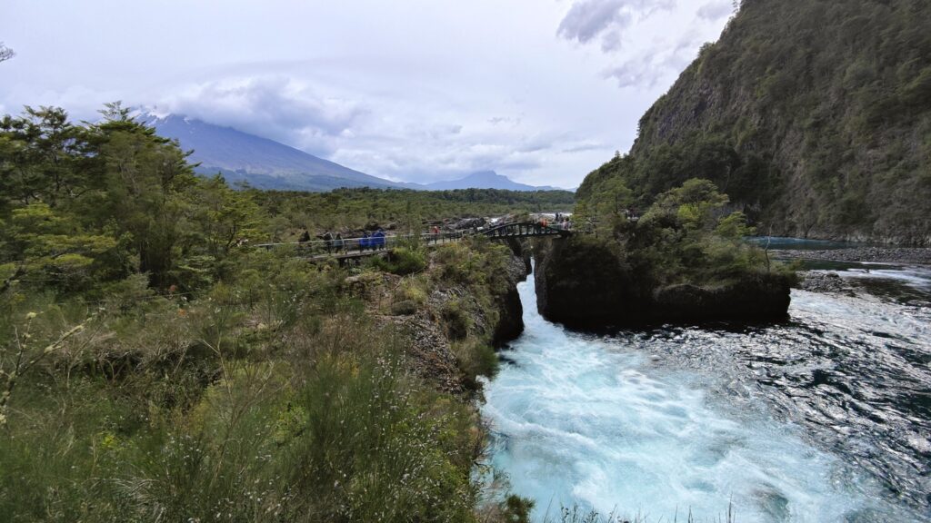 Saltos del Petrohué