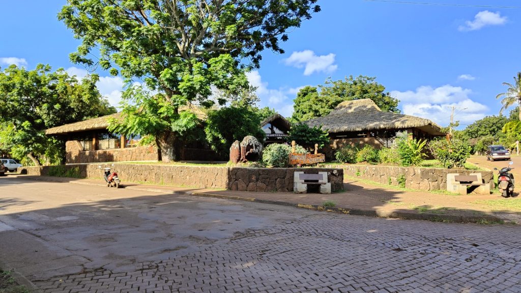 Mercado de artesanías. Isla de Pascua