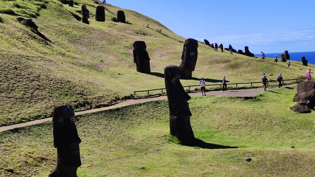 Rano Raraku. Isla de Pascua
