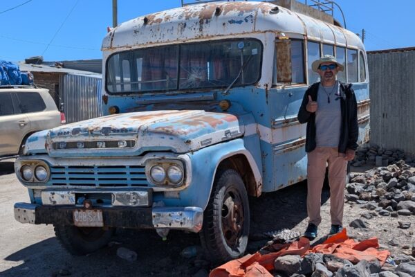 Viejo autobús. Colchani