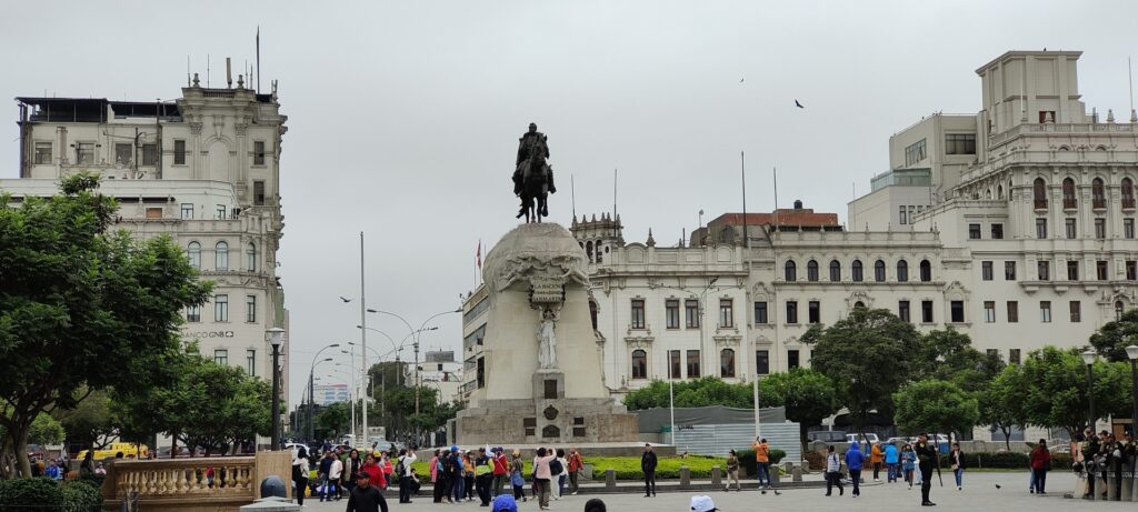 Plaza José de San Martín