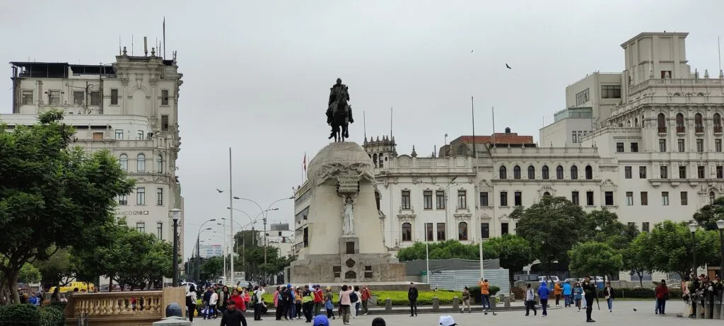 Plaza José de San Martín